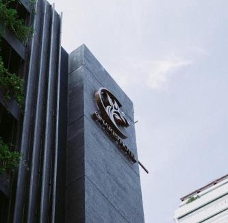 Si Phraya Hotel | @Nares Hotel
