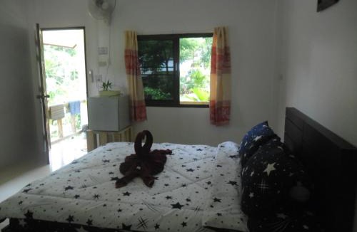 Bai Lan Hotel | Baansanook Resort & Swimming Pool