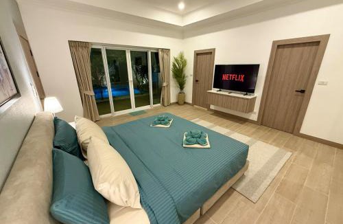South Pattaya Villa | View Talay Villas - Luxury, 2 Bedroom - 2 bathroom - private pool villa, 500m from Jomtien beach - VTV 156