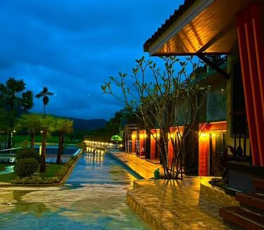 Khanom Resort | Sky country resort at khanom