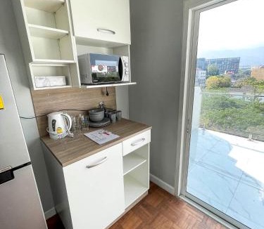 Huay Kaew Apartment | Nimman Townhouse with Pool Sauna and Workspace