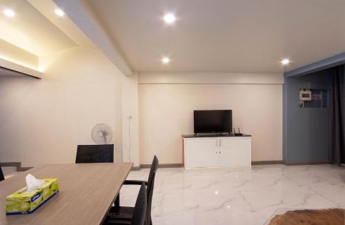 Kram House | บ้านอิ่มสุข