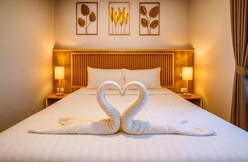 Baan Tai Hostel | Eclipse Hostel and Bar
