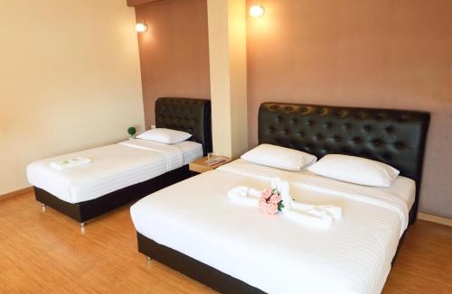 Lat Sawai Hotel | Triple Trees Hotel