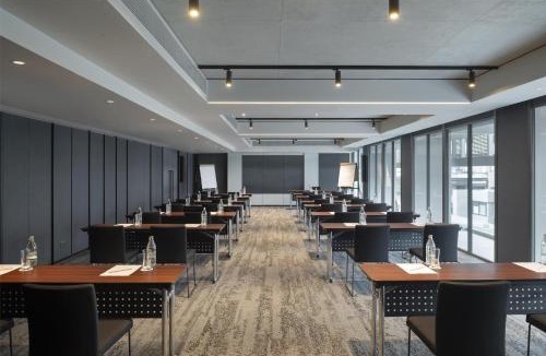 Don Muang Hotel | Radisson Hotel Don Mueang Bangkok