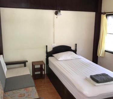 Maret Hotel | Sunrise Bungalow