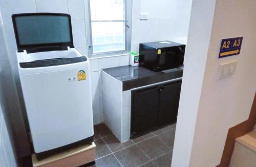 Wua Lai Hostel | Chapter 3 Hostel
