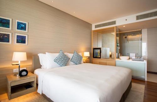 Samre Hotel | Avani Plus Riverside Bangkok Hotel