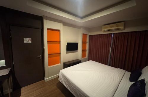 Khlong Ton Sai Hotel | Palette Bella B All Suites Bangkok Hotel