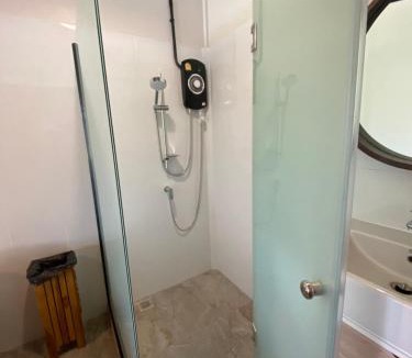 Cha-am Resort | Sattee's Home บ้านพักเศรษฐี