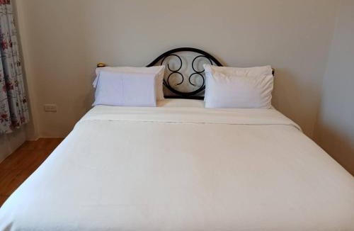 Tha Kham Hotel | โรงแรมควีนส์ (Queen)