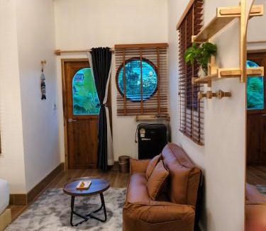 Nakhon Phanom House | อุ่นไอนา โฮมสเตย์ ณ นครพนม Aun-i-na Homestay Nakhonphanom