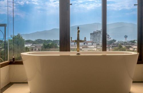 Wat Ket Hotel | S48 River Ping