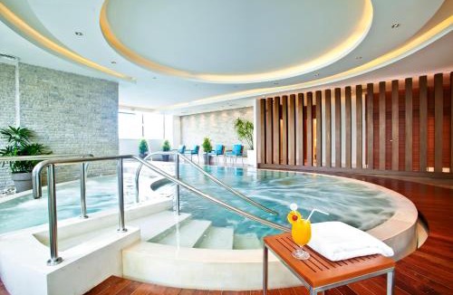 Phra Khanong Nuea Hotel | Jasmine Resort Hotel Bangkok BTS Phrakhanong