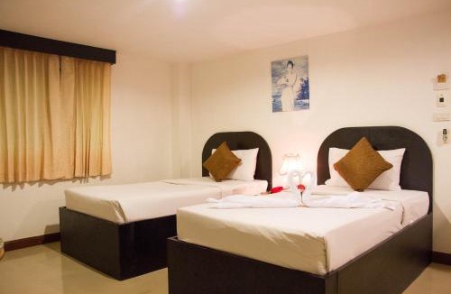 Khlang Hotel | นิราคนธ์