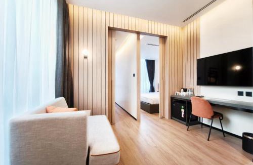 Khlong Toei Nuea Hotel | Citichic Sukhumvit 13 by Compass Hospitality - Newly Renovated