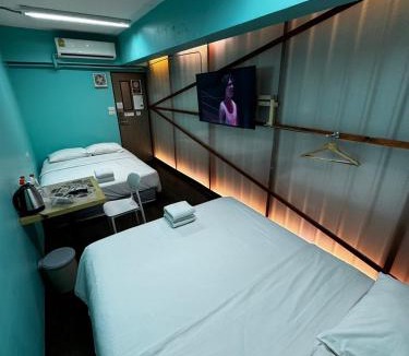 Pathumwan Hostel | Glur Central Pratunam