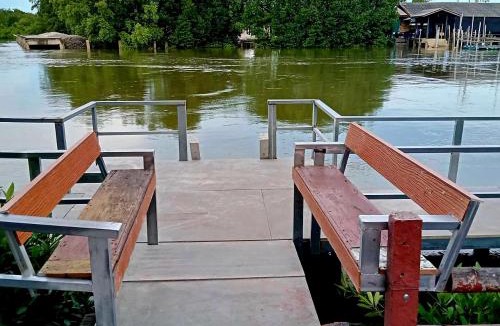 Bang Tabun Ok Resort | Sampaongern Home Stay