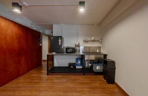 Old City Hostel | Ed Hostel Rachamakka