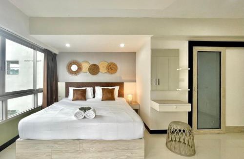 Thung Maha Mek Apartment | Baan Sabai Rama IV Apartment