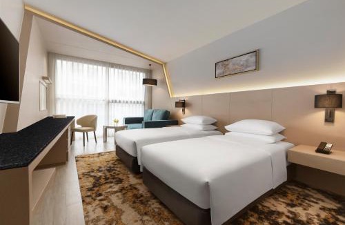 Nana Hotel | Hyatt Place Bangkok Sukhumvit 1