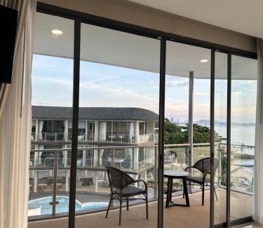 Chonburi Hotel | Atlantis Manor