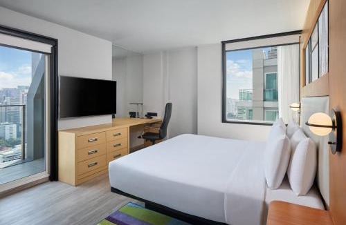 Nana Hotel | Aloft by Marriott Bangkok Sukhumvit 11