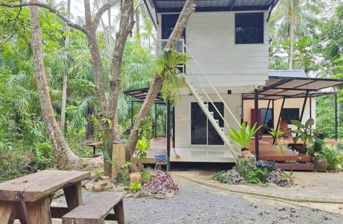 Ko Lanta House | Lanta Baansuan Rimthan