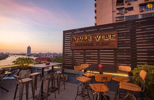 Talat Noi House | River View Residence