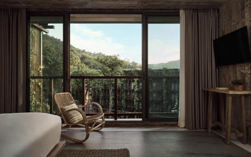 Nanai Road Resort | Dinso Resort & Villas Phuket, Vignette Collection by IHG