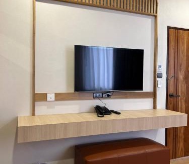 Khanom Hotel | เดอะซีน คาบาน่า บีช รีสอร์ท ขนอม The Scene Cabana Beach Resort Khanom