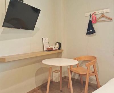 Arun Amarin Hotel | Hotel PaPa Bangkok Siriraj