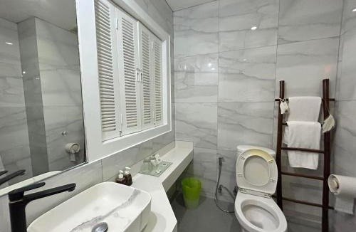 Cherngtalay Hotel | Benyada Lodge - Surin Beach