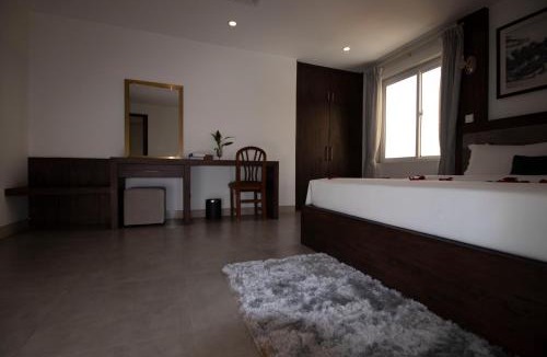 Daun Penh Hotel | Vrest Hotel