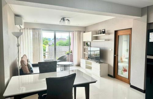 Thung Maha Mek Apartment | Baan Sabai Rama IV Apartment