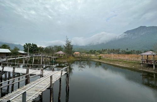 Sam Roi Yot House | Numpu Baandin