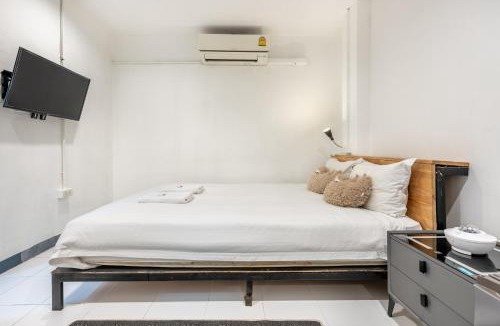 Don Muang Hostel | Sloth Hostel Don Mueang