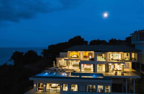 Moo 5 Villa | Casa Nicola Amazing Se View Villa in Koh Samui