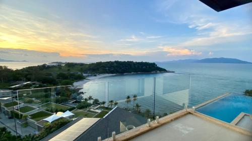Moo 5 Villa | Casa Nicola Amazing Se View Villa in Koh Samui