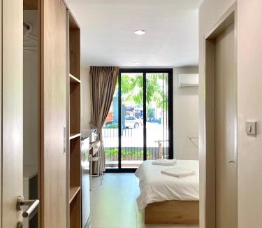 Rong Muang Apartment | POP Heritage Residence