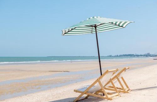 Bang Kao Hotel | TheSkyCozy Beachfront
