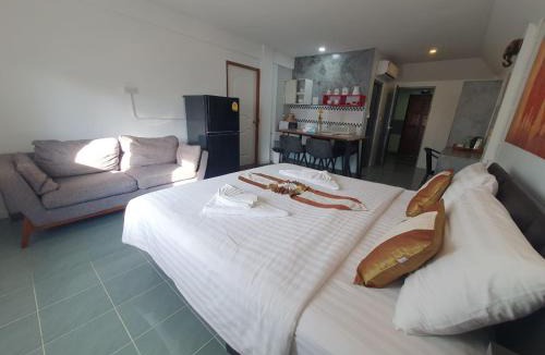Chaweng City Center Hotel | Samui Green Hotel
