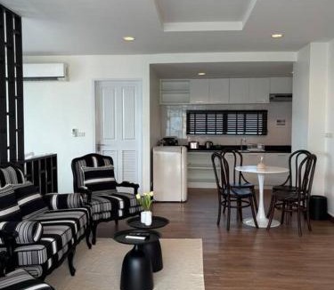 Ban Bang Saen Apartment | Beachfront 70 sqm Sea View Apartment FREE DISNEY PLUS