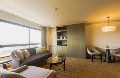 Wat Ket Hotel | Centara Riverside Hotel Chiang Mai