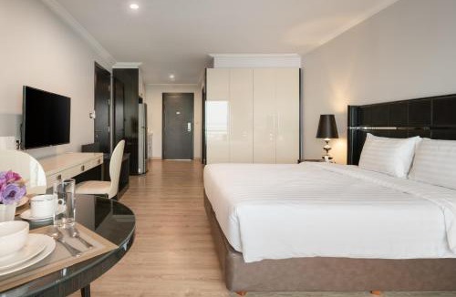 Pratumnak Hill Hotel | Sirin Exclusive Hotel and Residence