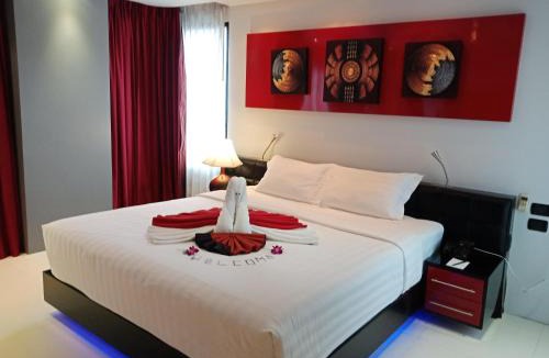 Patong Hotel | Absolute Bangla Suites