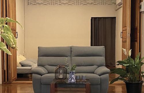 Damnoen Saduak House | LOYD Ratchaburi