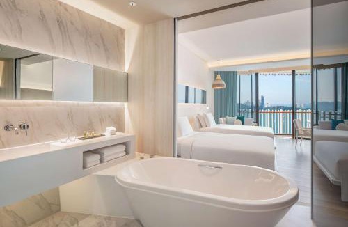 Pattaya Bay Resort | Hilton Pattaya