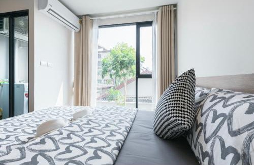 Bang Lamphu Lang Apartment | Sathon-Charoen Nakhon Condo