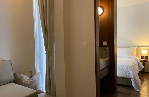 Nimman Hotel | The Sayla hotel(Baan Sayla)